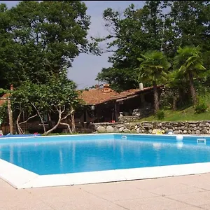 Séjour à la ferme Tschang Wilma, Castelveccana