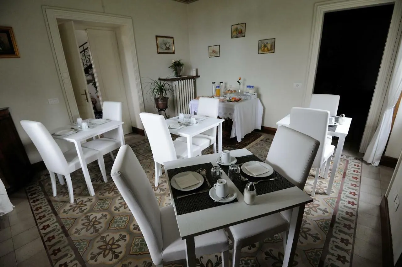 Il Motto Di Tommy Bed & Breakfast Castelveccana 0*,  Italy